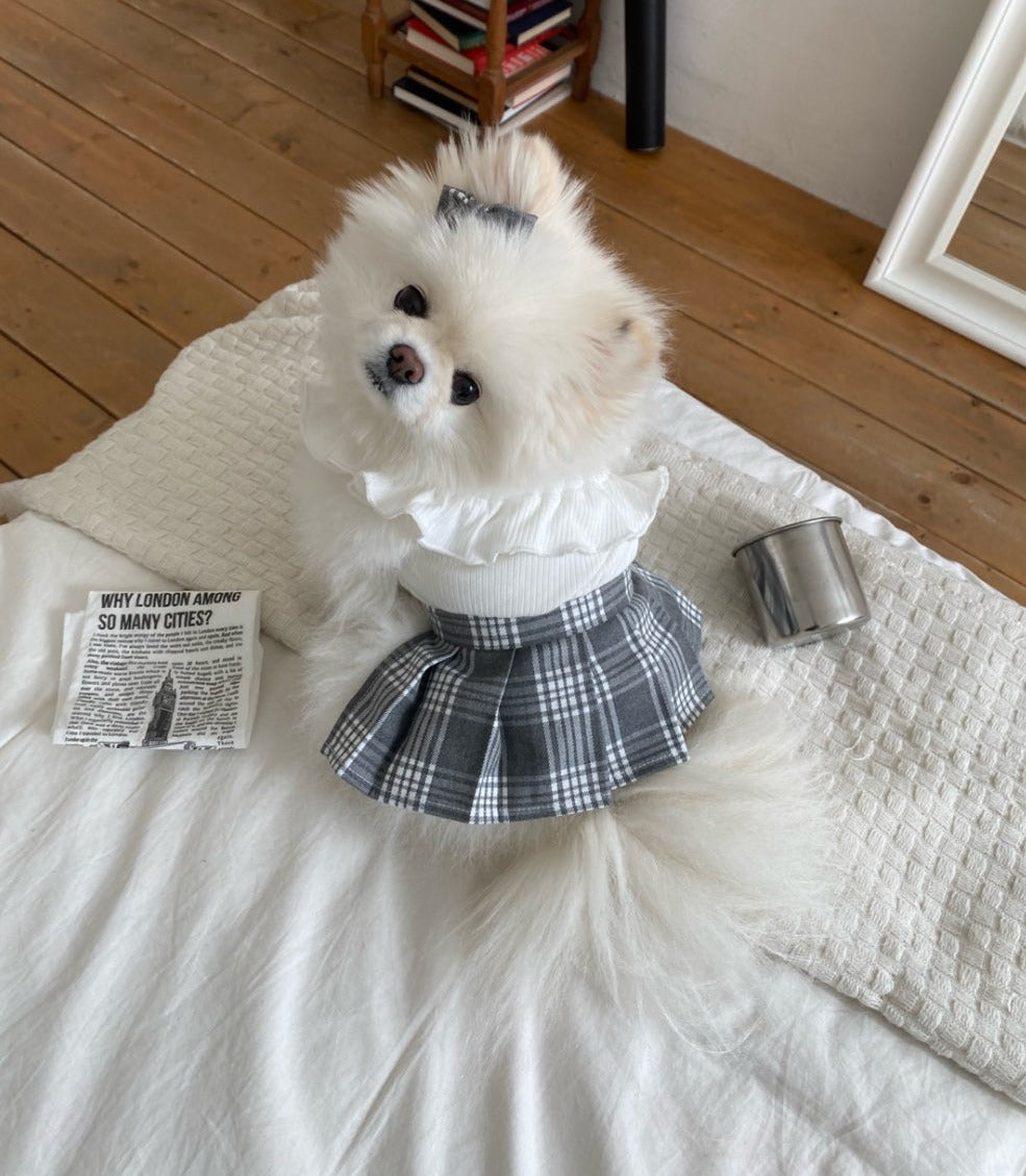Off-Shoulder Preppy Look Acc