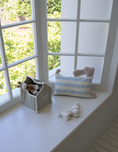 Load image into Gallery viewer, Pillonny
