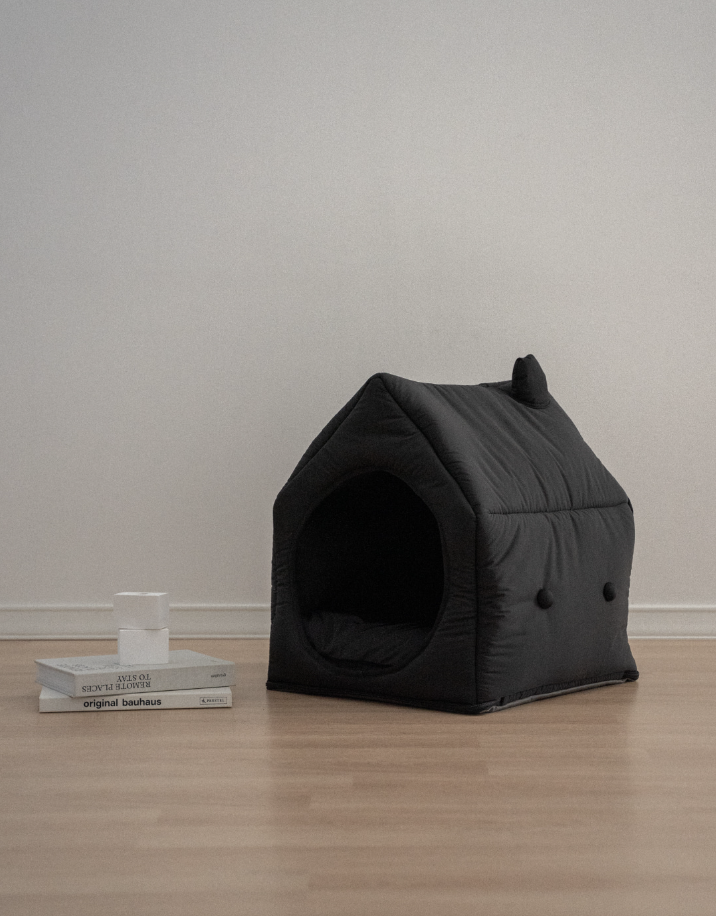 Informal House Black
