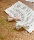 Load image into Gallery viewer, Heart ribbon hair pin (2 colors)
