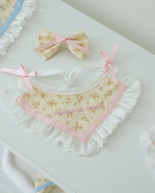 Romantic Mood Bib