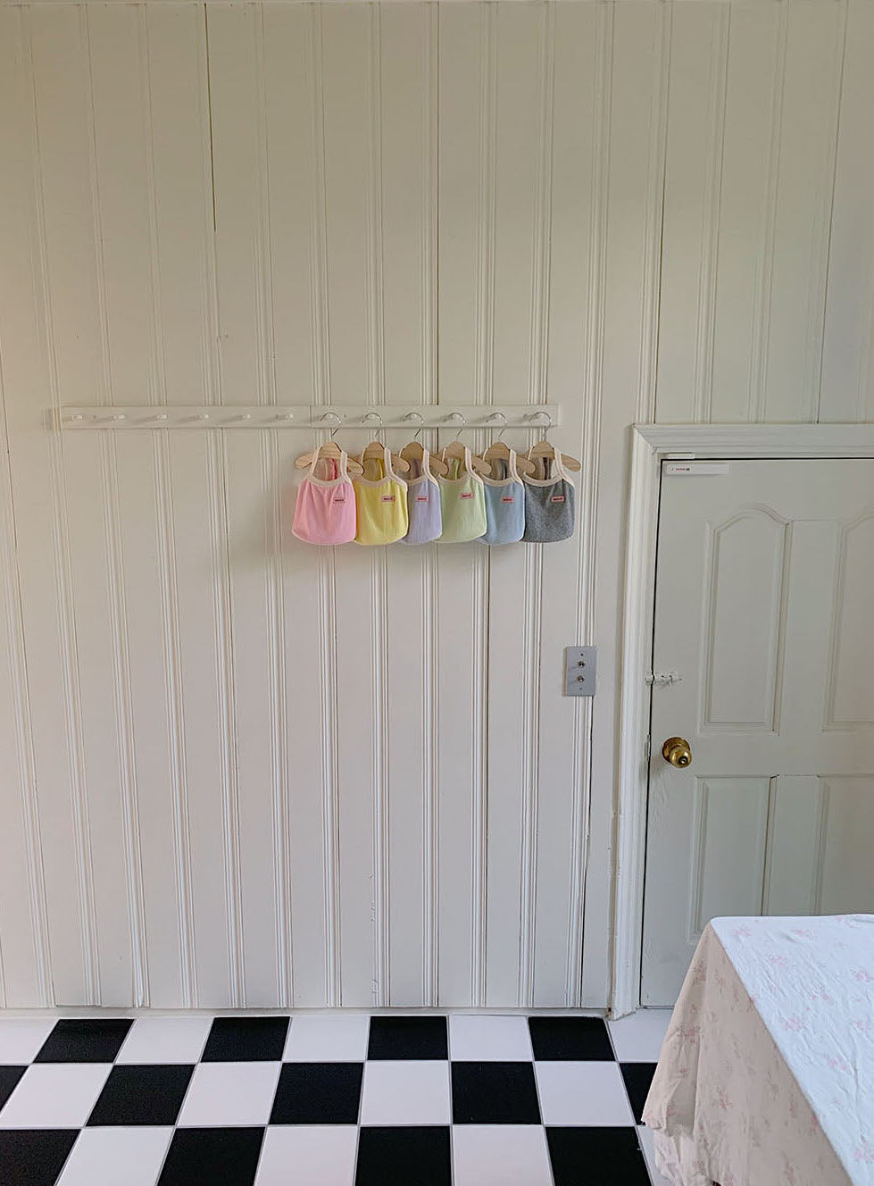 House Crop Top (6 colors)