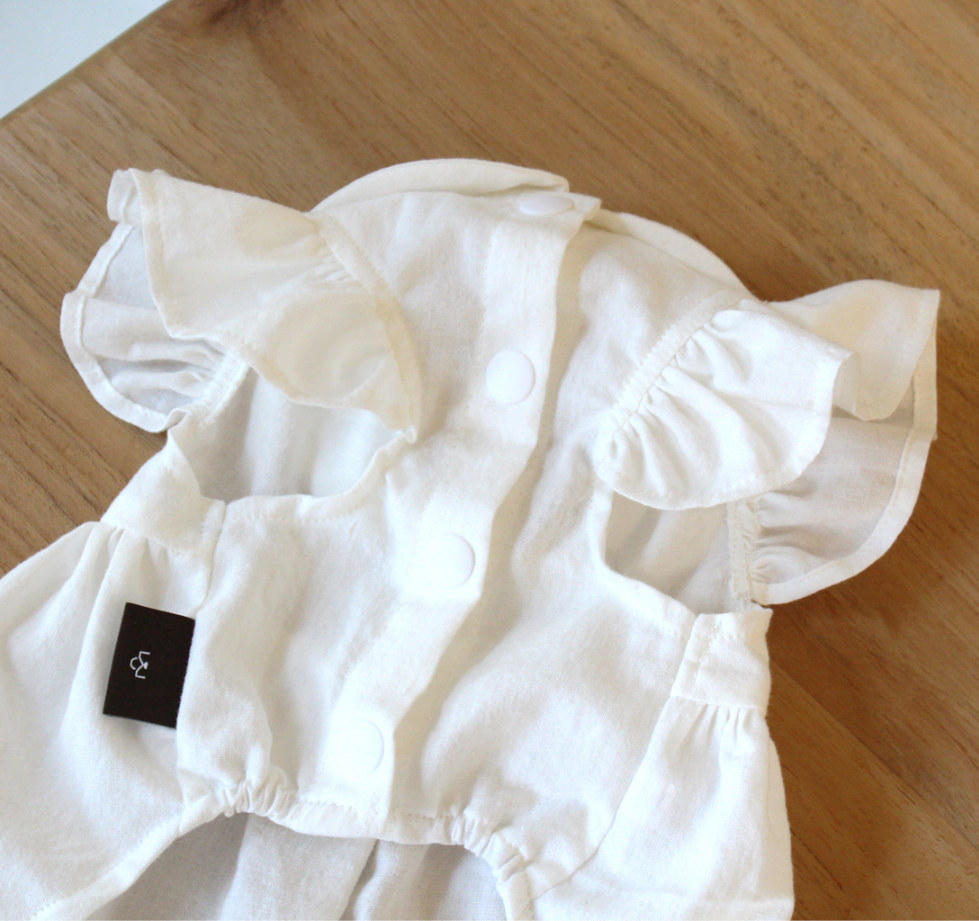 Vanilla Cream Frill Blouse