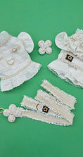 Load image into Gallery viewer, White Swan Tweed Top Harness
